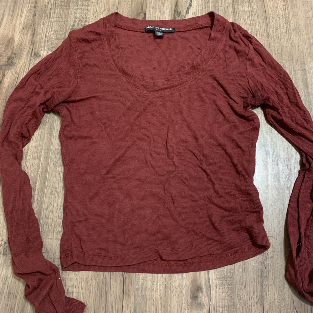 Burgundy long sleeve crop too